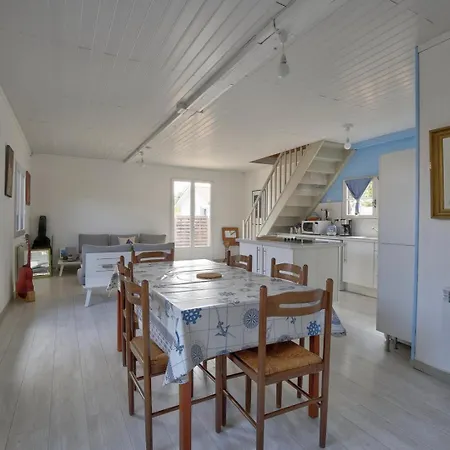 Maison Du Sentier Du Littoral Gæstehus