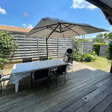 Maison Du Sentier Du Littoral