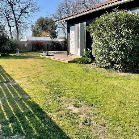 Maison Du Sentier Du Littoral