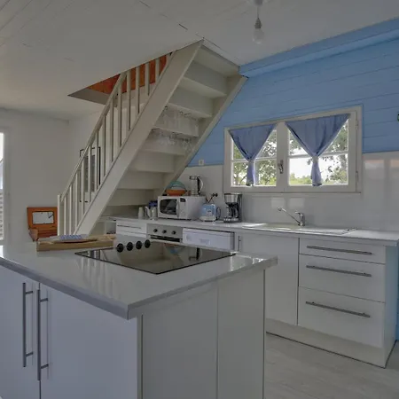 Maison Du Sentier Du Littoral 4* Гюжан-Местрас