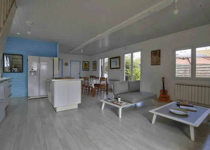 Maison Du Sentier Du Littoral 4* غوجان-ميستراس